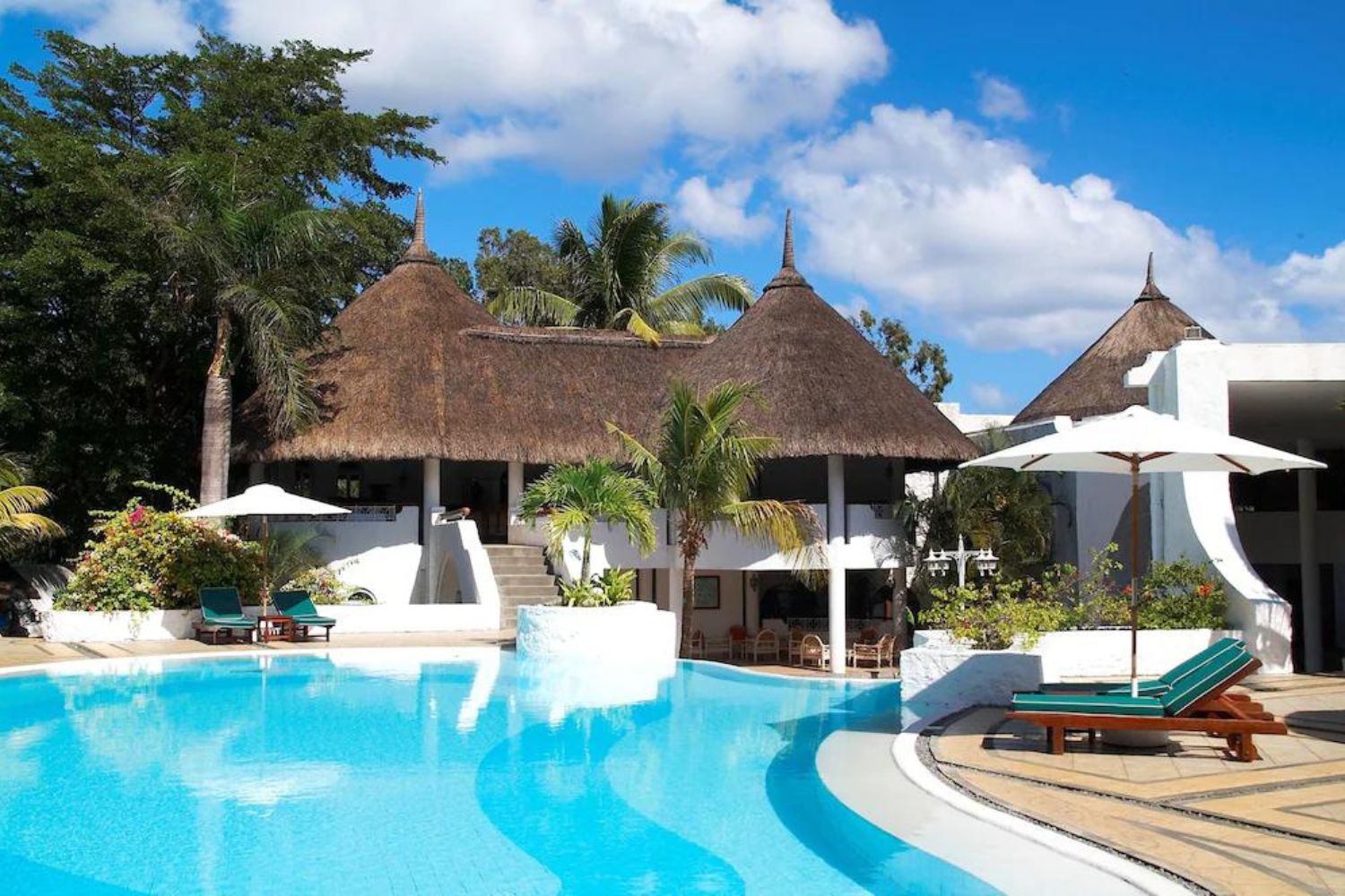 Маврикий цена на двоих. Отель Casuarina Resort Маврикий. Casuarina Resort Spa 4 Маврикий. Мон Шуази Маврикий. Пляж Мон Шуази Маврикий.
